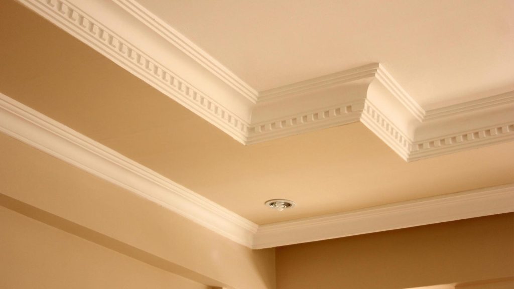 Colonial moulding style